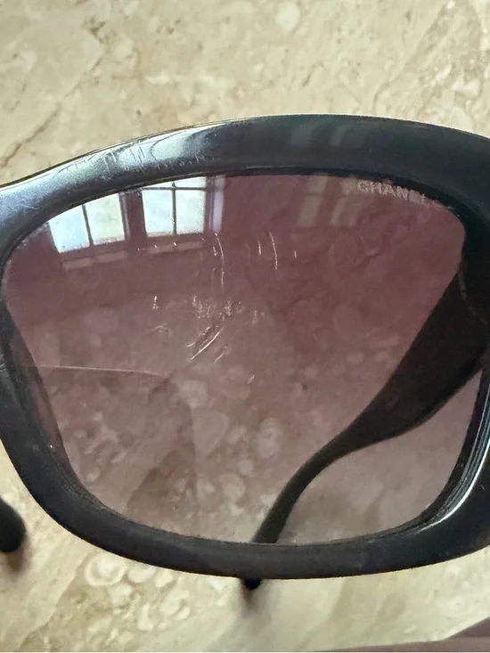 CHANEL Black Pearl-Embellished Cat-Eye Sunglasses with Gold CC - Picture 8 of 11